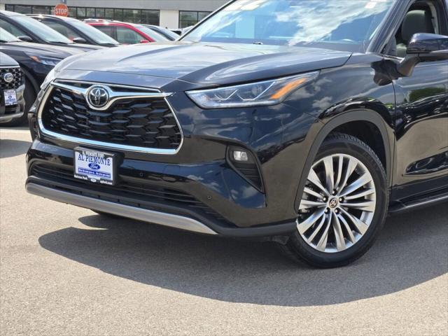 used 2022 Toyota Highlander car, priced at $44,977