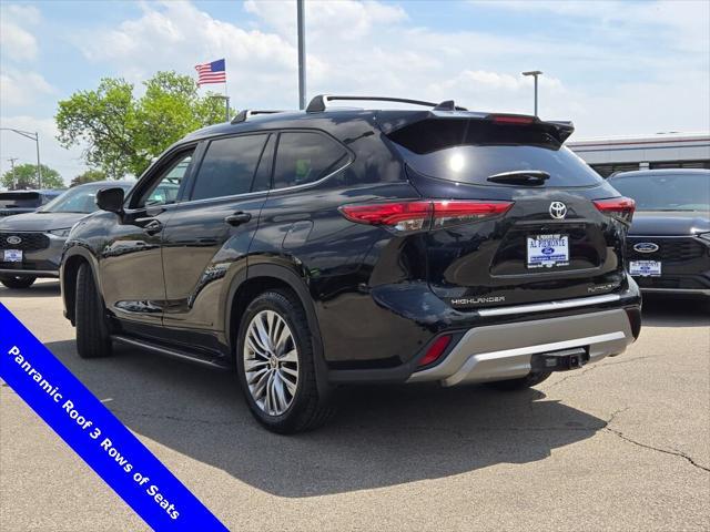 used 2022 Toyota Highlander car, priced at $44,897