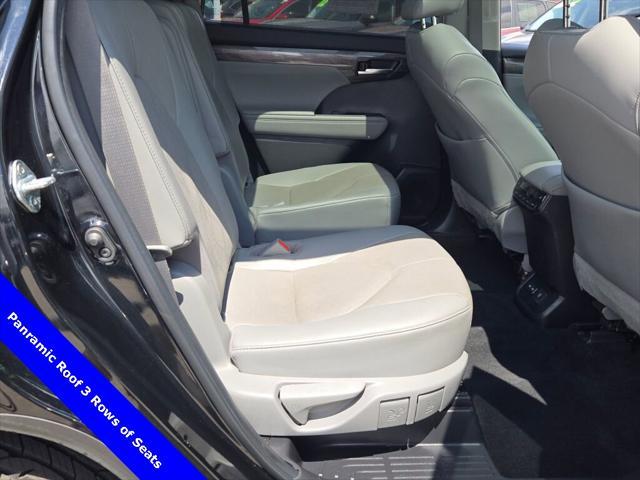 used 2022 Toyota Highlander car, priced at $44,897