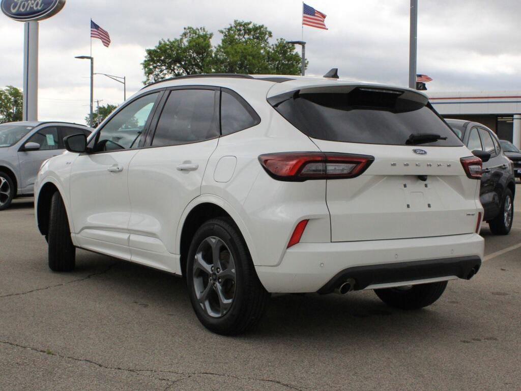 used 2024 Ford Escape car, priced at $25,800