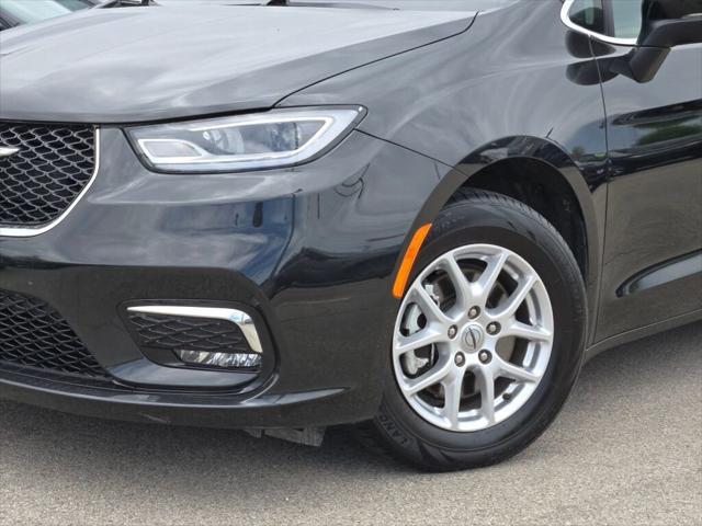 used 2023 Chrysler Pacifica car, priced at $25,000