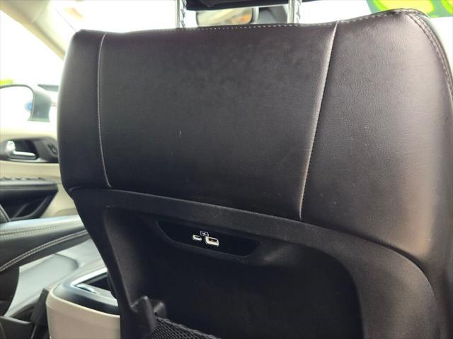 used 2023 Chrysler Pacifica car, priced at $25,000