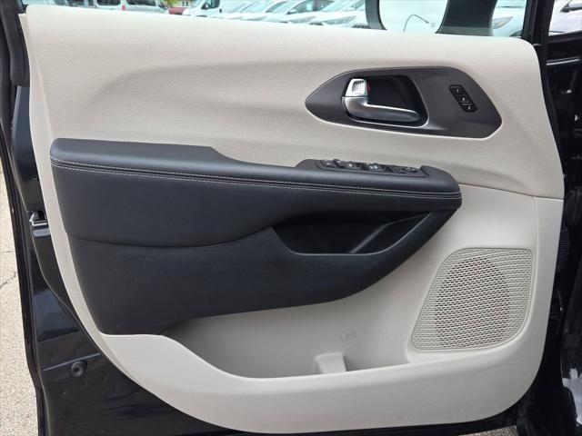 used 2023 Chrysler Pacifica car, priced at $25,000