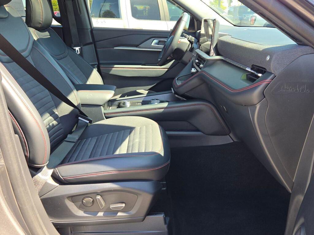 used 2025 Ford Explorer car, priced at $45,895
