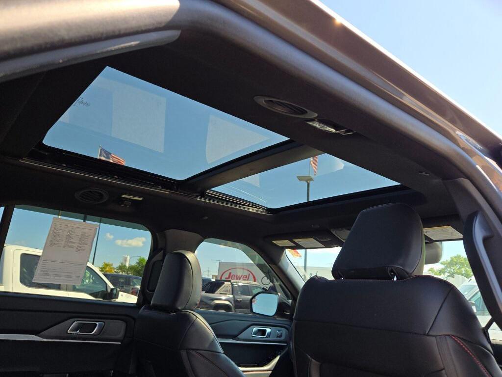 used 2025 Ford Explorer car, priced at $45,895