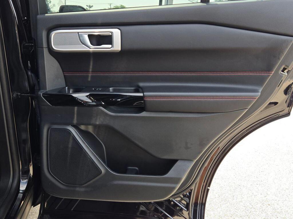used 2022 Ford Explorer car, priced at $35,000