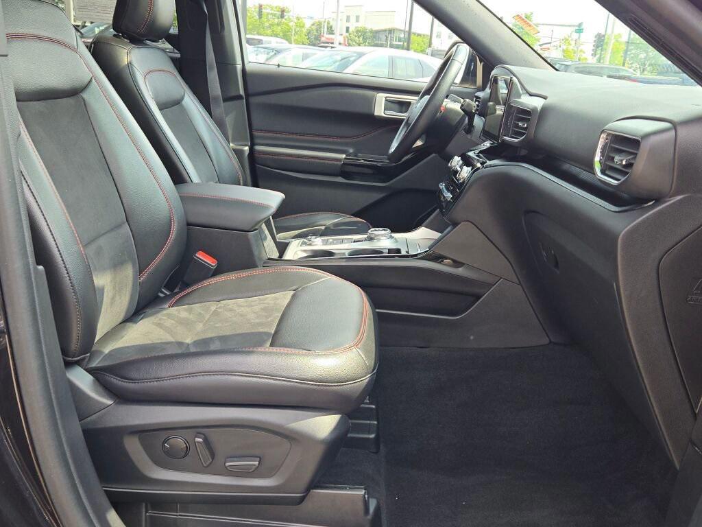 used 2022 Ford Explorer car, priced at $35,000