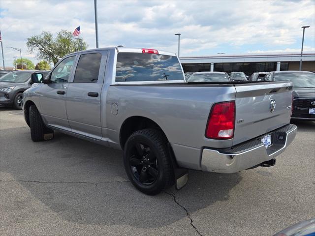 used 2022 Ram 1500 Classic car, priced at $34,000