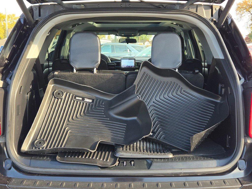 used 2022 Ford Explorer car, priced at $27,495