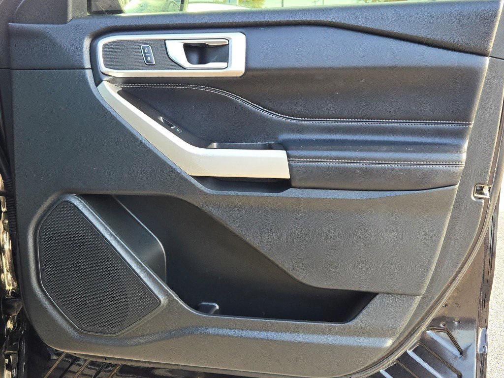 used 2022 Ford Explorer car, priced at $27,495