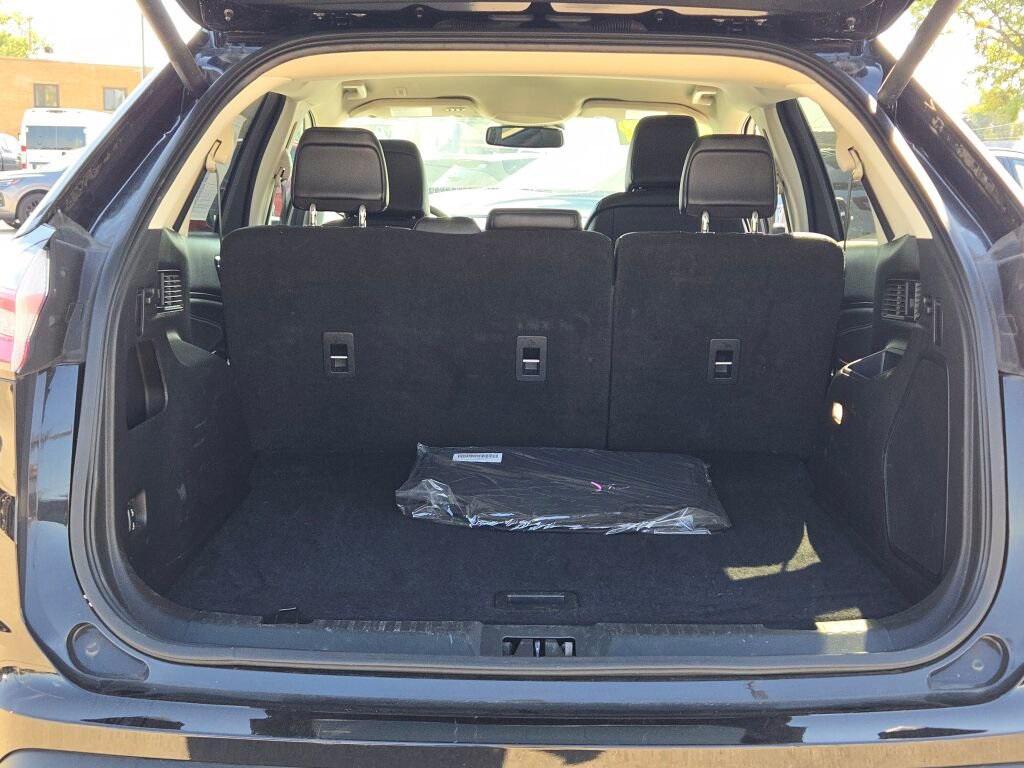 used 2024 Ford Edge car, priced at $28,495