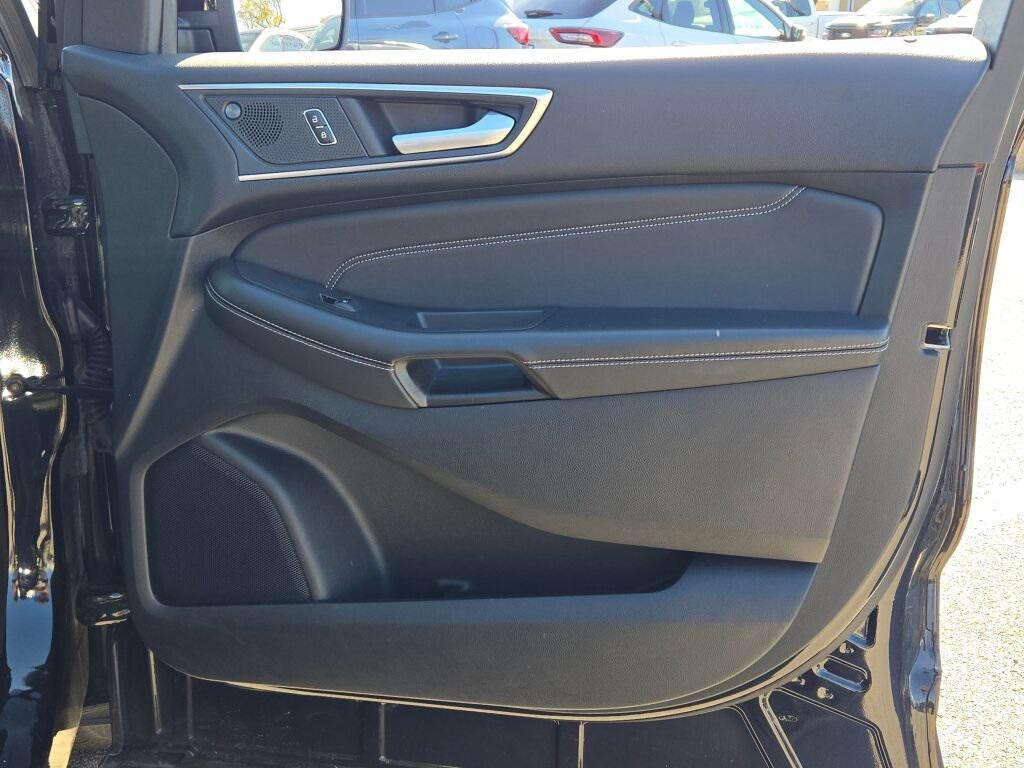 used 2024 Ford Edge car, priced at $28,495