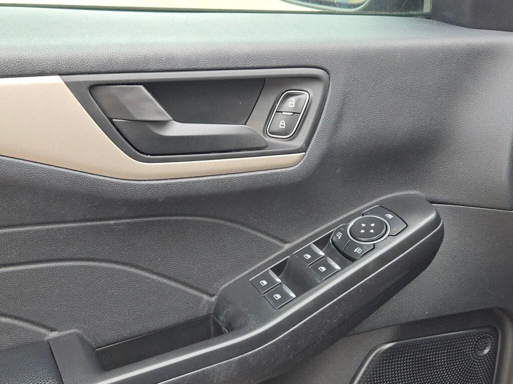 used 2022 Ford Escape car, priced at $17,995