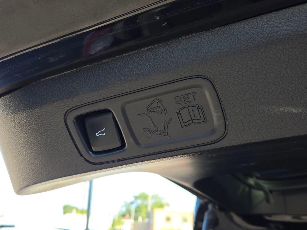 used 2020 Ford Expedition Max car, priced at $33,295