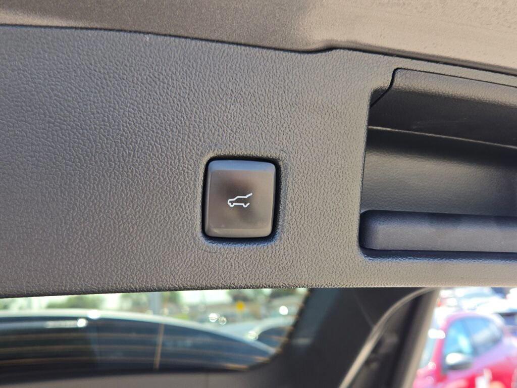 used 2023 Ford Escape car, priced at $25,900