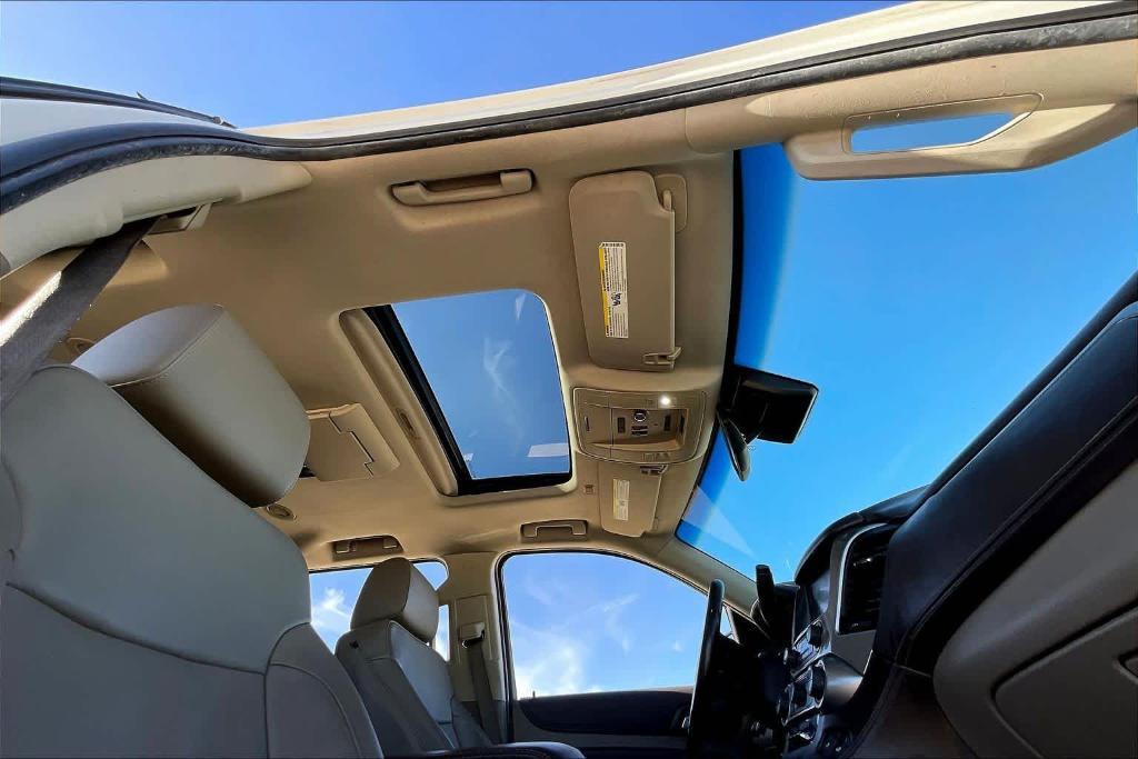 used 2015 Chevrolet Suburban car, priced at $12,103