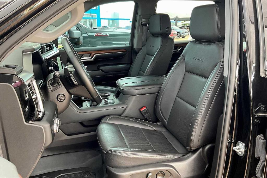 used 2023 GMC Sierra 1500 car, priced at $52,061