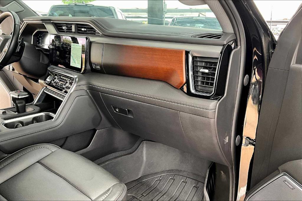 used 2023 GMC Sierra 1500 car, priced at $52,061