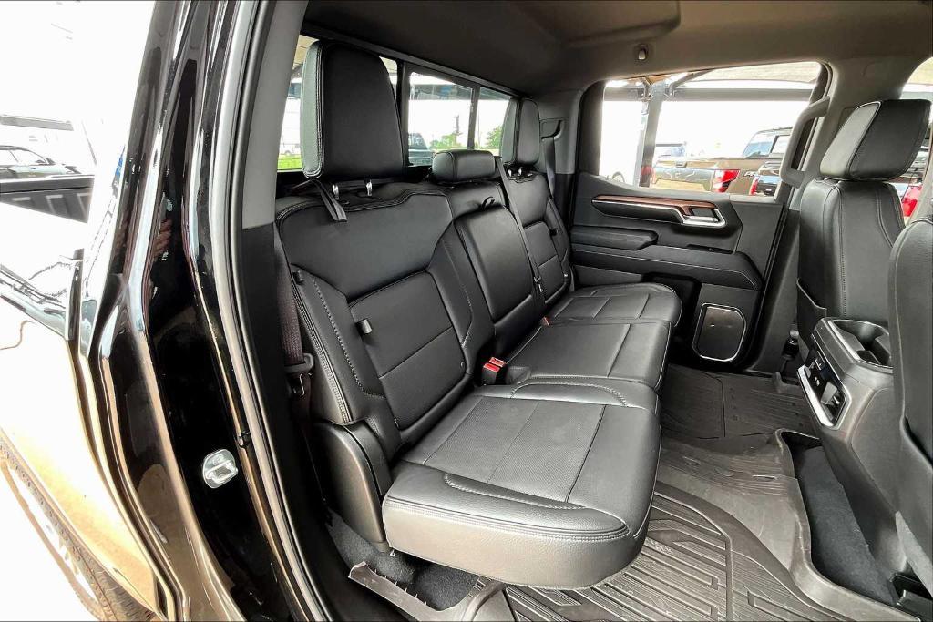 used 2023 GMC Sierra 1500 car, priced at $52,061