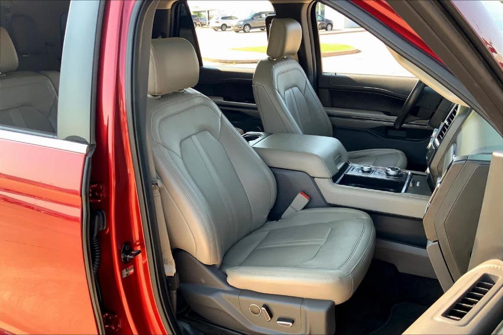 used 2018 Ford Expedition car, priced at $33,100