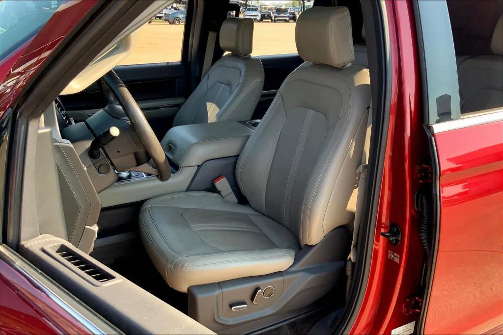 used 2018 Ford Expedition car, priced at $33,100