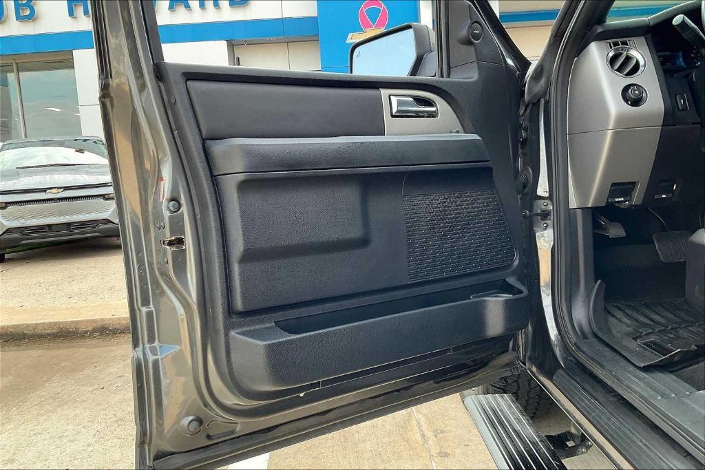used 2017 Ford Expedition car, priced at $17,997