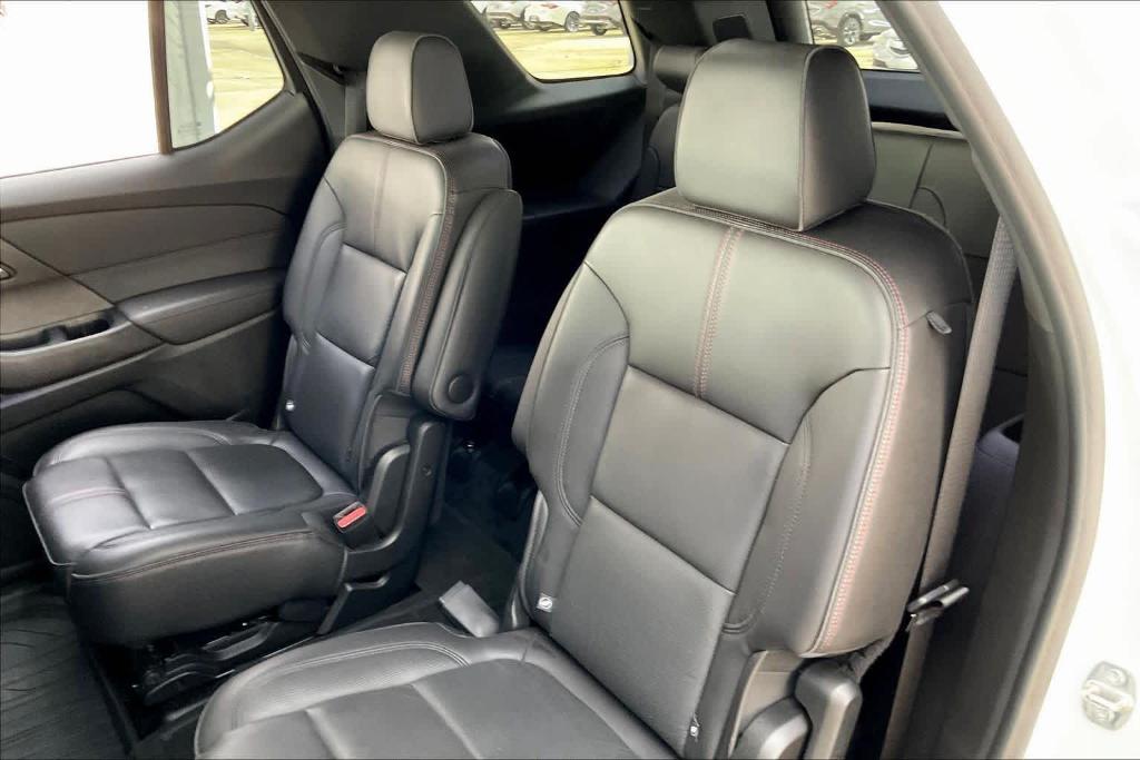 used 2022 Chevrolet Traverse car, priced at $20,943