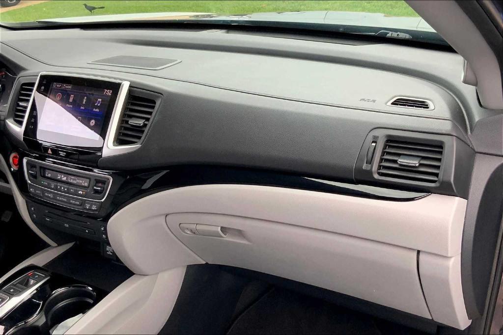 used 2017 Honda Pilot car, priced at $20,550