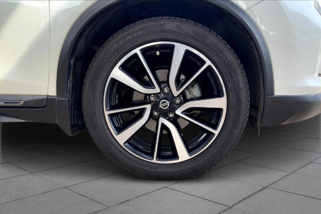used 2020 Nissan Rogue car, priced at $21,500