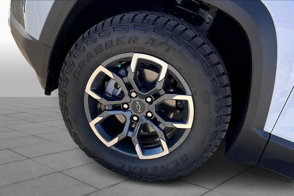 new 2026 Chevrolet Equinox car, priced at $34,285