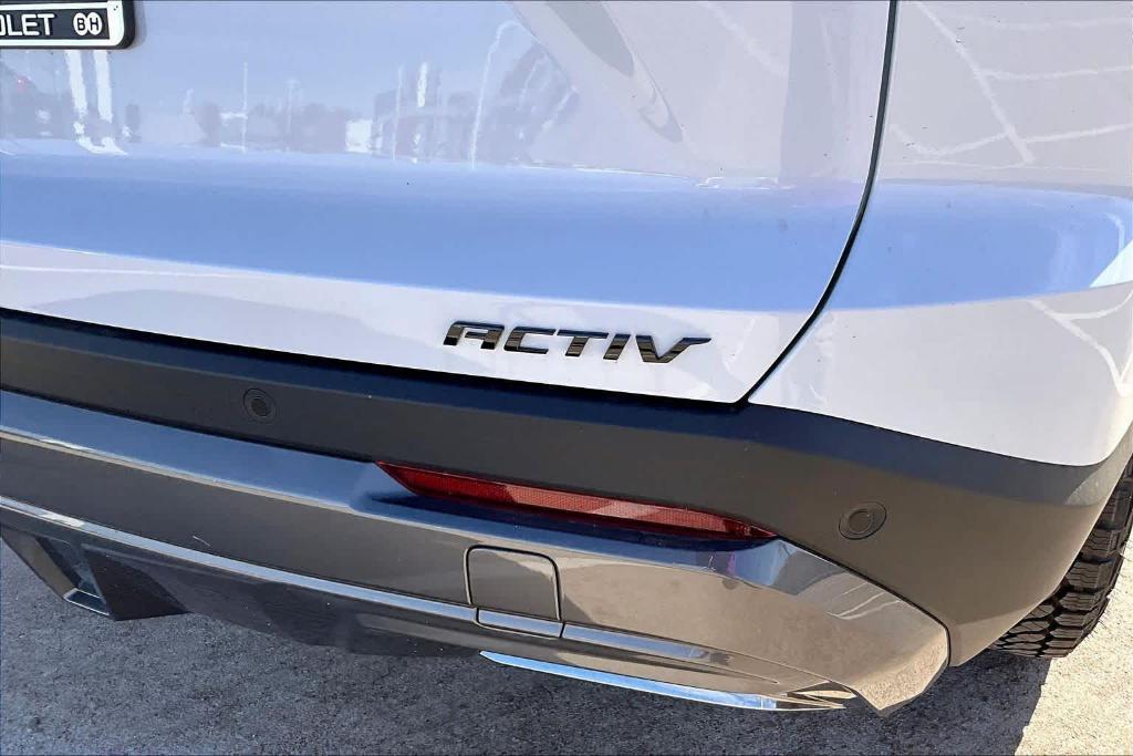 new 2026 Chevrolet Equinox car, priced at $34,285