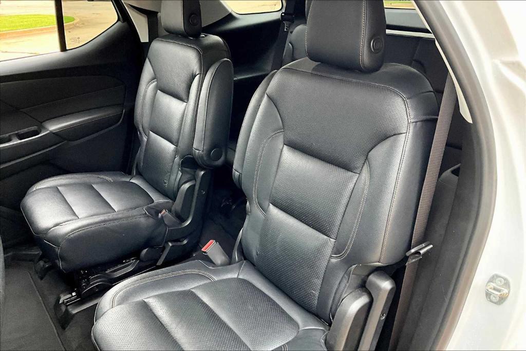 used 2018 Chevrolet Traverse car, priced at $8,000