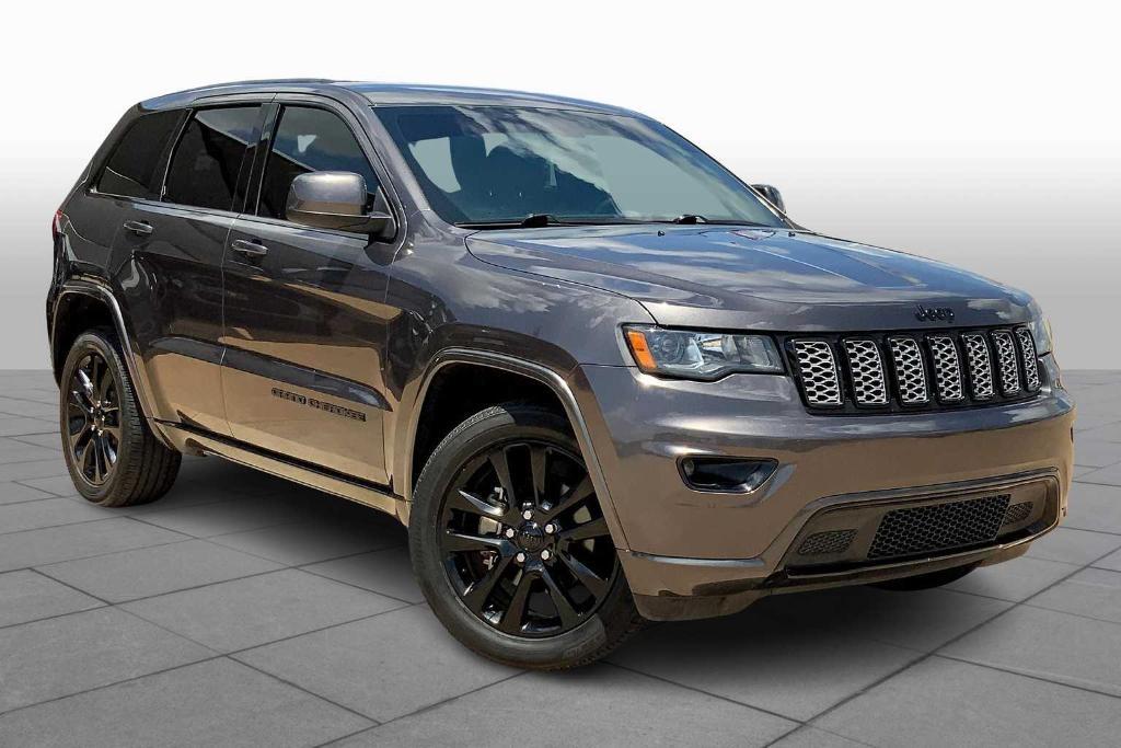 used 2018 Jeep Grand Cherokee car, priced at $17,595