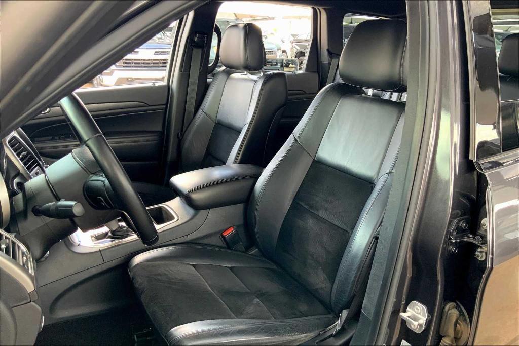 used 2018 Jeep Grand Cherokee car, priced at $17,595