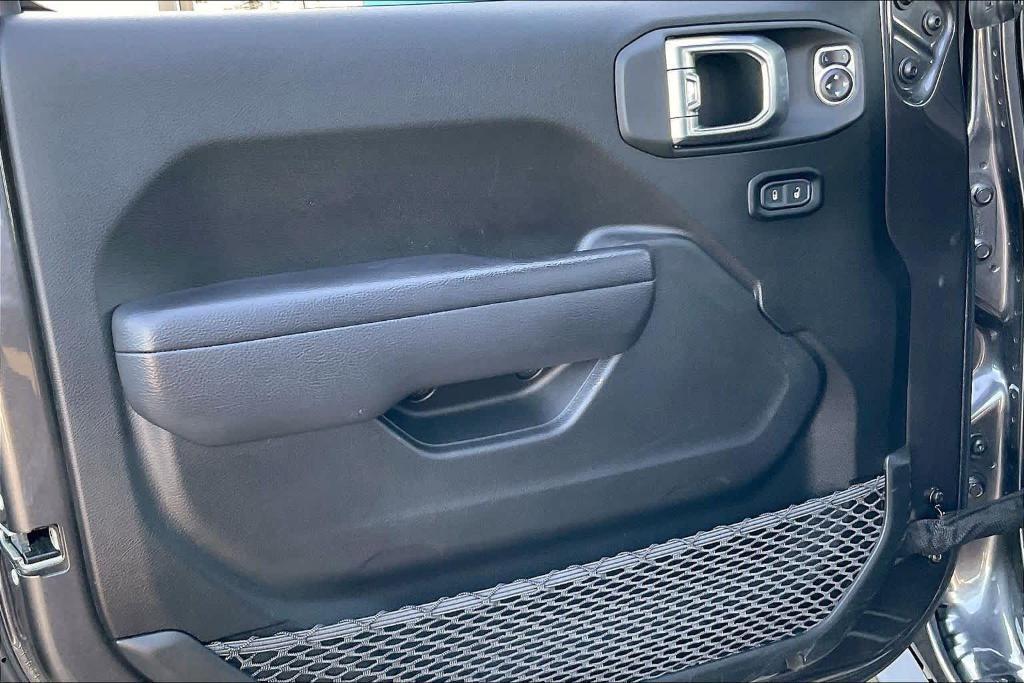 used 2023 Jeep Gladiator car, priced at $32,093