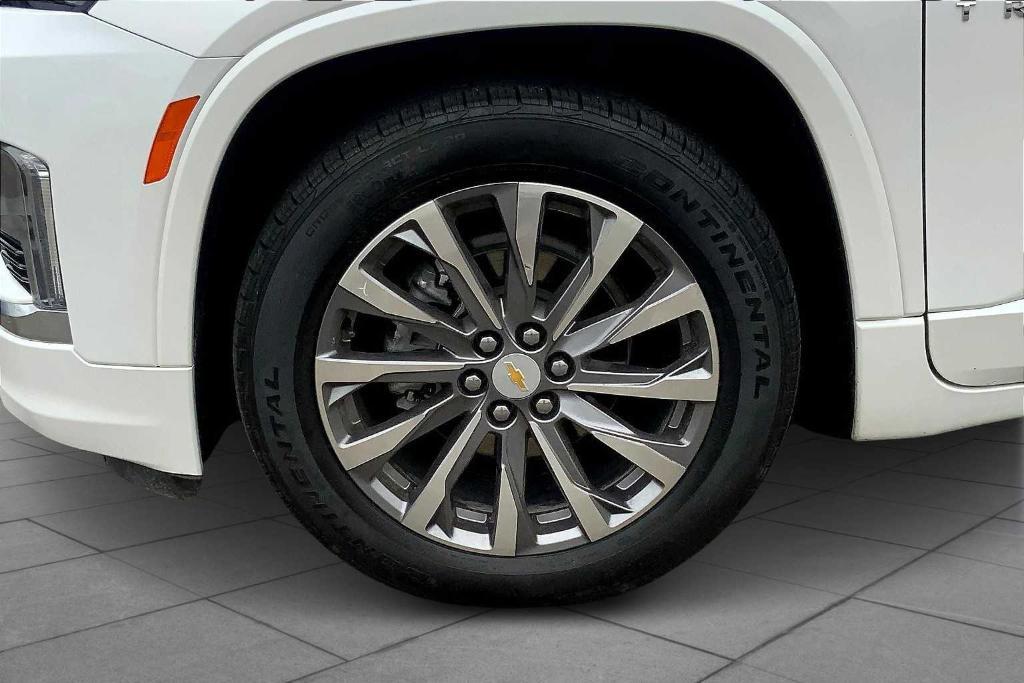 used 2023 Chevrolet Traverse car, priced at $36,362