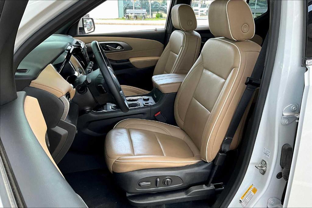 used 2023 Chevrolet Traverse car, priced at $36,362