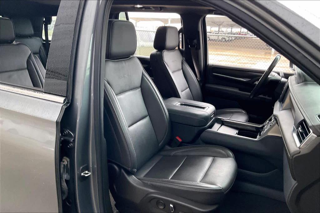 used 2022 GMC Yukon car, priced at $47,988