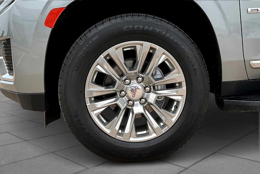used 2024 GMC Yukon car, priced at $74,974