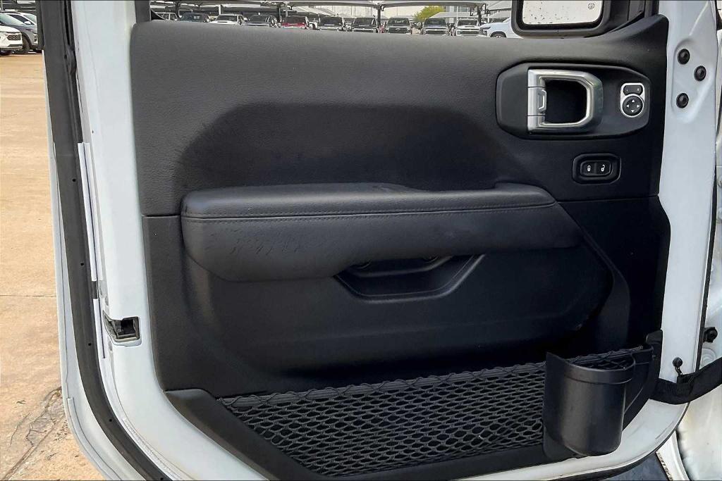 used 2021 Jeep Wrangler Unlimited car, priced at $32,350