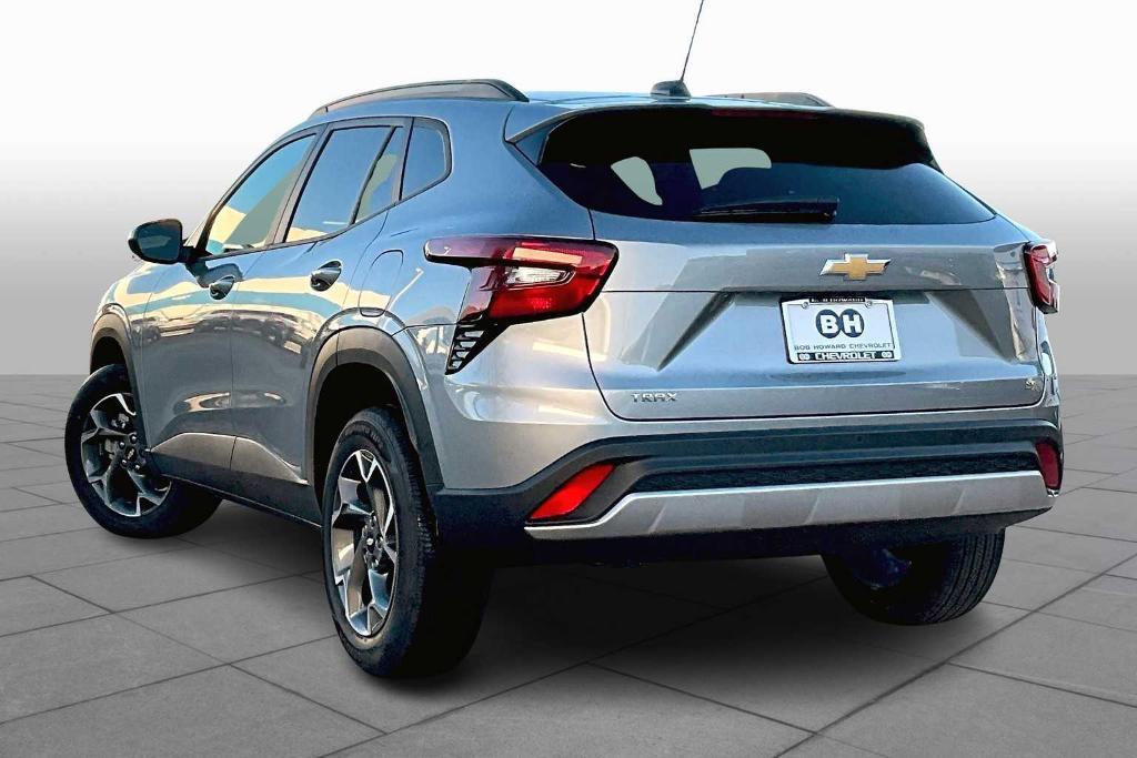 new 2025 Chevrolet Trax car, priced at $25,255