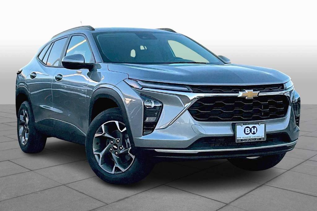 new 2025 Chevrolet Trax car, priced at $25,255