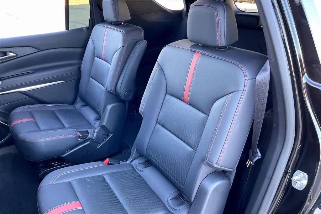 used 2025 Chevrolet Traverse car, priced at $47,882