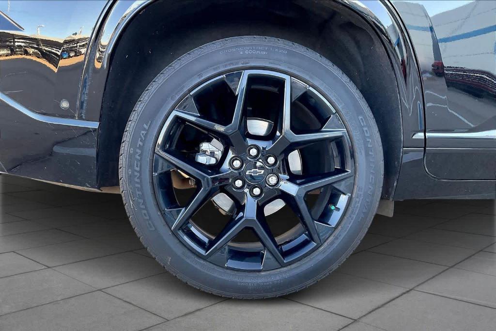 used 2025 Chevrolet Traverse car, priced at $47,882