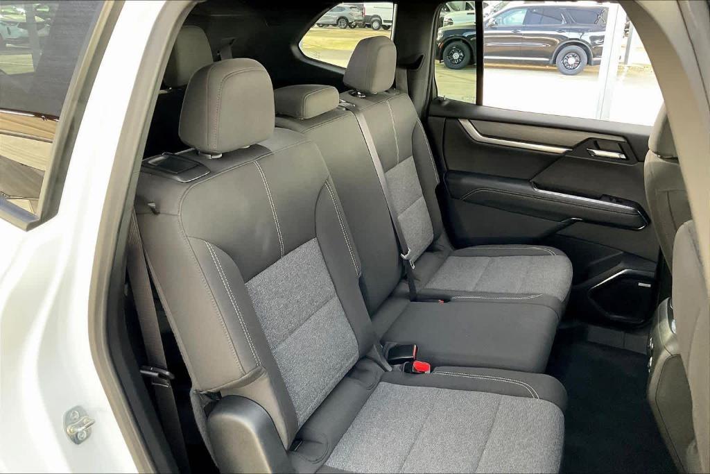 used 2025 GMC Acadia car, priced at $37,997