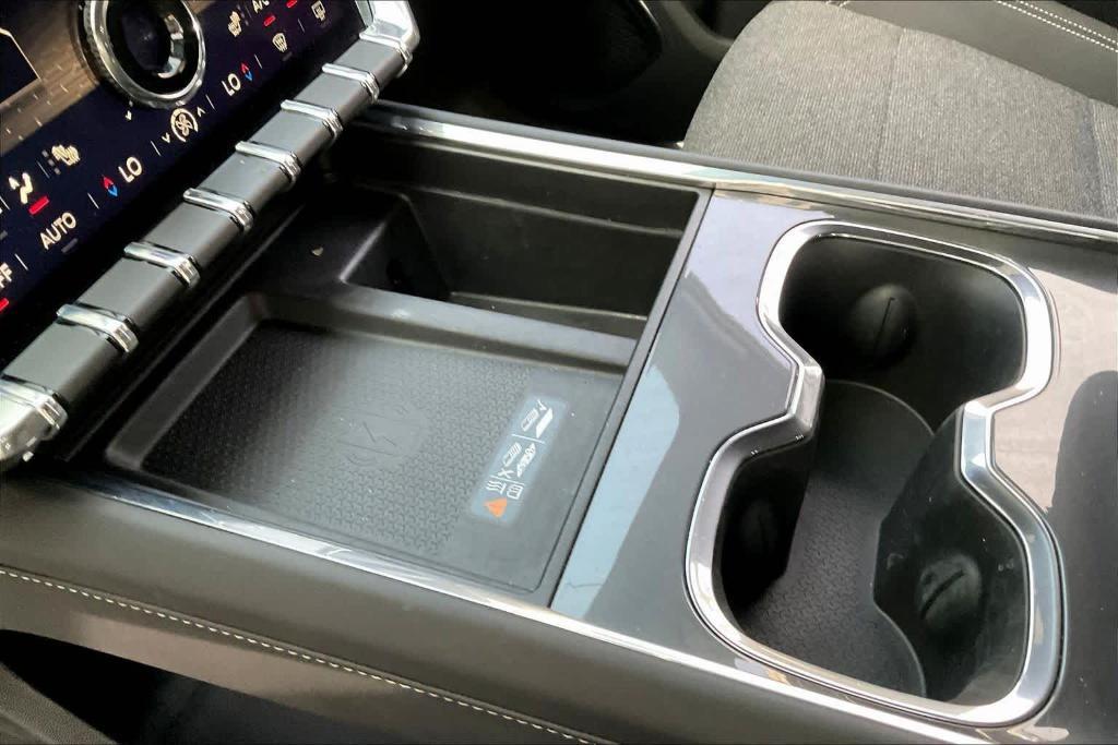 used 2025 GMC Acadia car, priced at $37,997