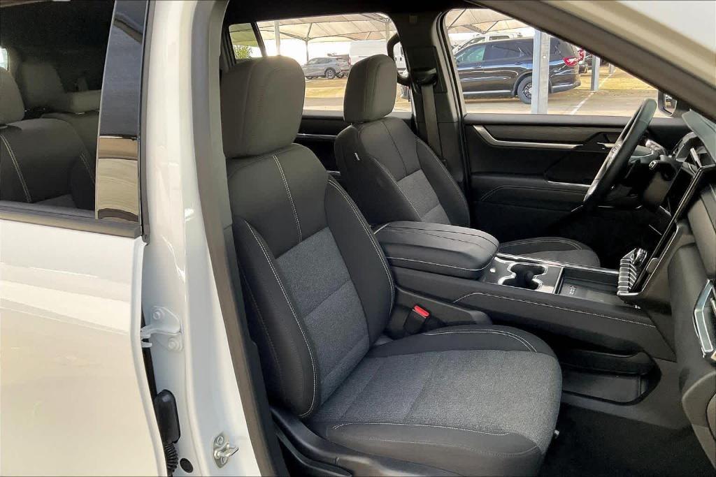 used 2025 GMC Acadia car, priced at $37,997