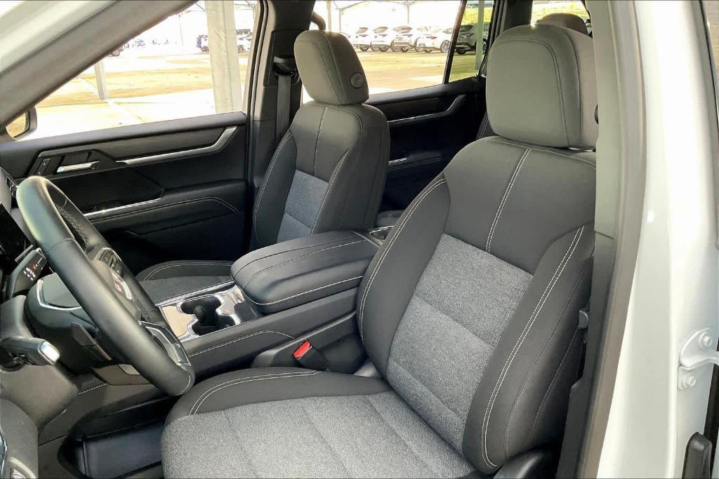 used 2025 GMC Acadia car, priced at $37,997