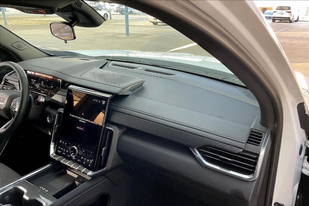 used 2025 GMC Acadia car, priced at $37,997