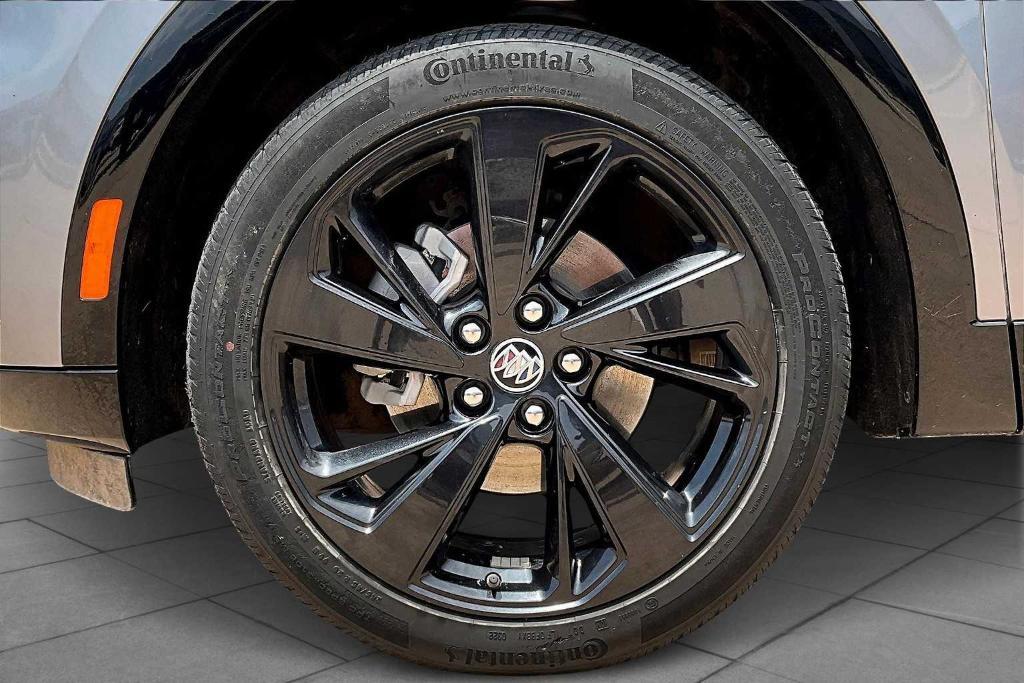 used 2022 Buick Envision car, priced at $25,497